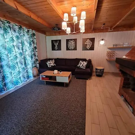 Holiday home Johnny's River House