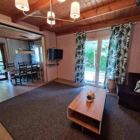 Johnny's River House Holiday home *